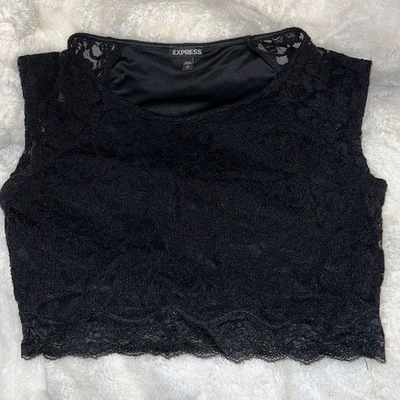 LACE short sleeve crop top - Picture 1 of 6